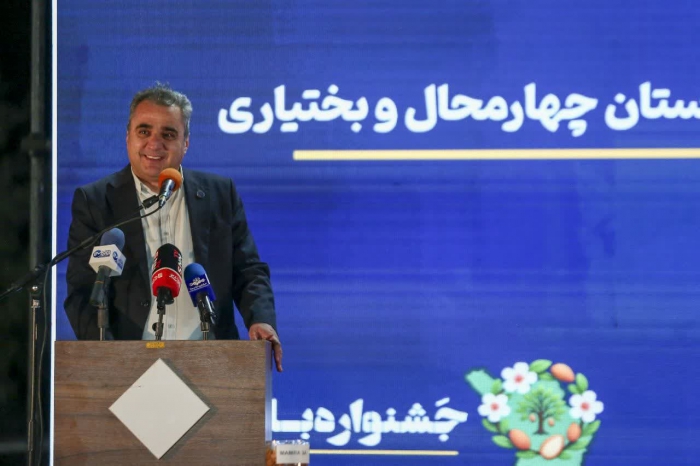 برگزاری جشنواره بادام در شهرستان سامان